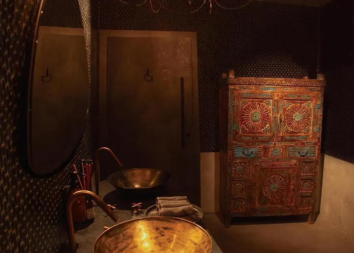 Unique Boutique Antibes Отель Жуан-ле-Пен