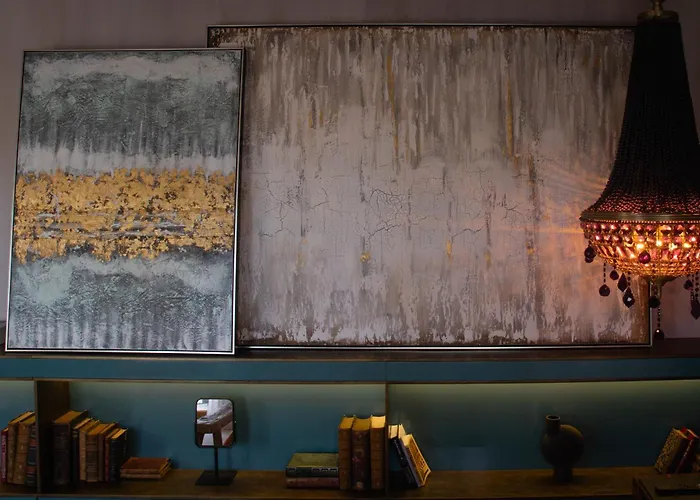 Unique Boutique Antibes Отель Жуан-ле-Пен