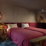 Unique Boutique Hotel Antibes Juan-Les-Pins *