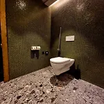 מלון Unique Boutique Antibes *