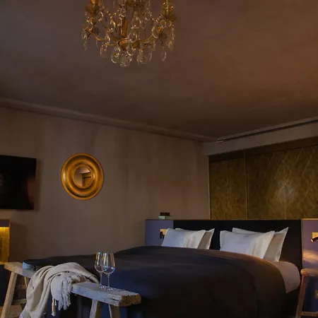 Hotel Unique Boutique Antibes
