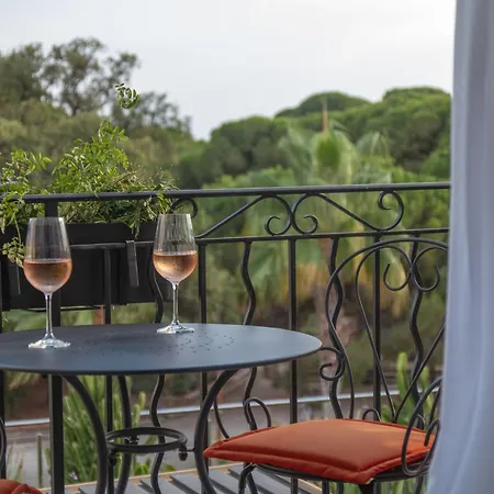 Hotel Unique Boutique Antibes