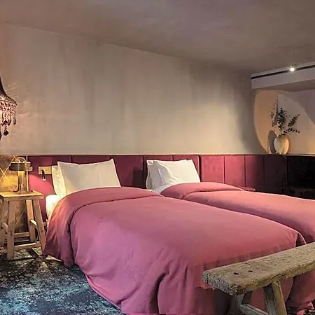 Hotel Unique Boutique Antibes