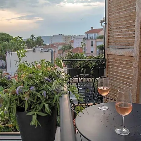 Hotel Unique Boutique Antibes