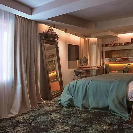 Hotel Unique Boutique Antibes *